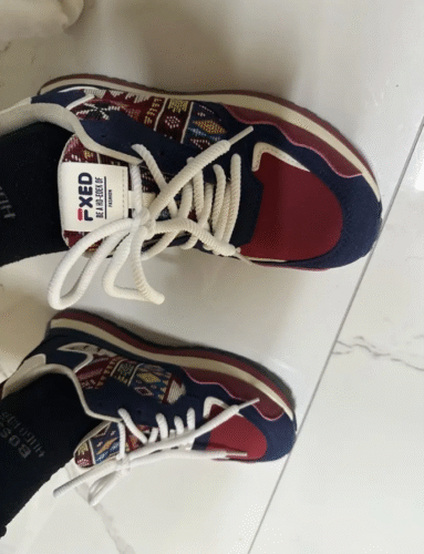 Men's All-Season Casual Sneakers photo review